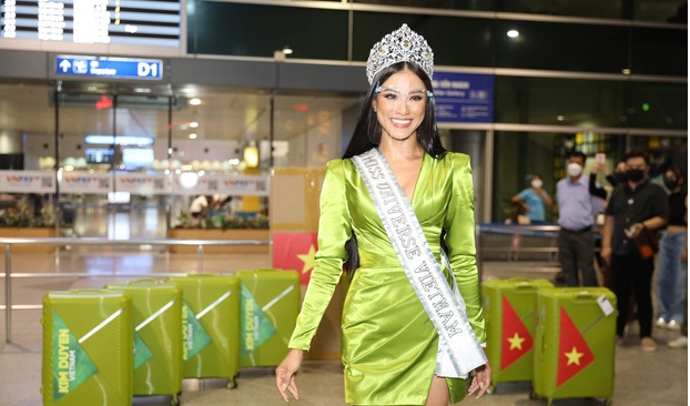 Kim Duyên lên đường đến Israel chinh chiến Miss Universe 2021