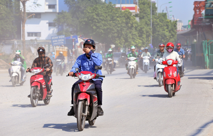 Hà Nội mờ mịt một ngày giữa tháng 12.