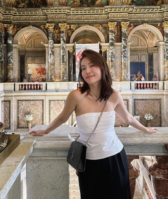 Mặc đồ màu trung tính đẹp như Hà Trúc với 10 công thức thanh lịch,