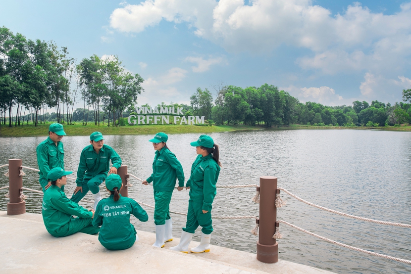 Vinamilk dẫn đầu Top 100 Nhà tuyển dụng được yêu thích nhất năm 2022 của CareerBuilder - Ảnh 3.