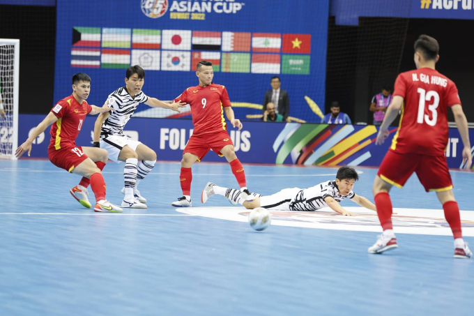 Giống như cách đây 1 năm thì lần này, tuyển futsal Việt Nam vẫn thắng áp đảo Hàn Quốc.