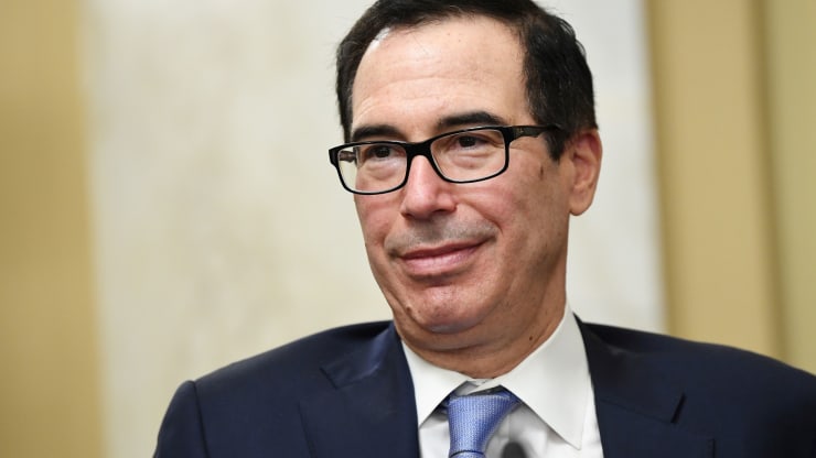   Bộ trưởng Tài chính Mỹ Steven Mnuchin phát biểu trong cuộc họp tại Tòa nhà Quốc hội ở Washington, DC, ngày 10/6. Ảnh: Reuters.  