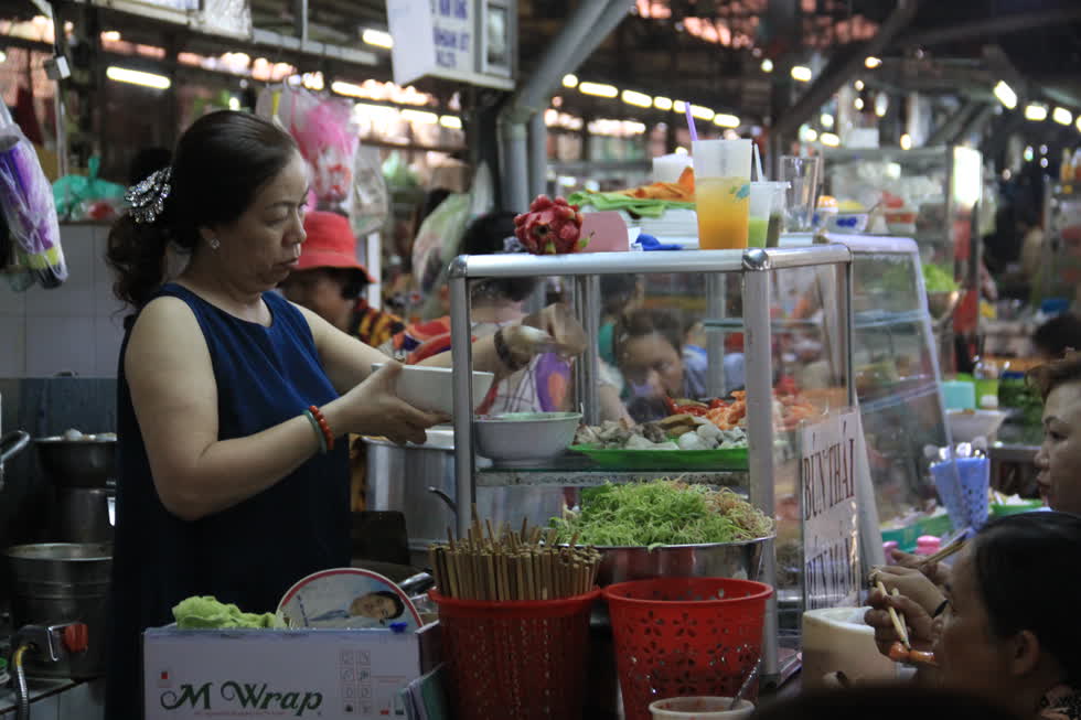 Những ngôi chợ nổi tiếng Sài Gòn ế ẩm vì vắng bóng du khách