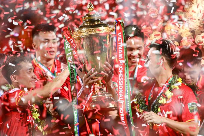 V.League cần thay đổi để gia tăng sức hấp dẫn với khán giả. (Ảnh: Như Đạt)