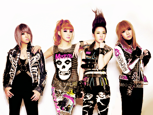 Nữ ca sĩ CL rời YG Entertainment sau 13 năm gắn bó