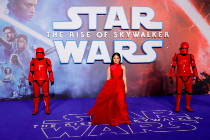 Nữ diễn viên gốc Việt Kelly Marie Tran trong buổi công chiếu bom tấn Star Wars hồi tháng 12/2019 (Ảnh: AFP/Getty Images).