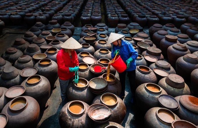   Ảnh “Làm tương” của Trịnh Đình Thắng thuộc mục ảnh Đời sống. Ảnh: Trịnh Đình Thắng.  