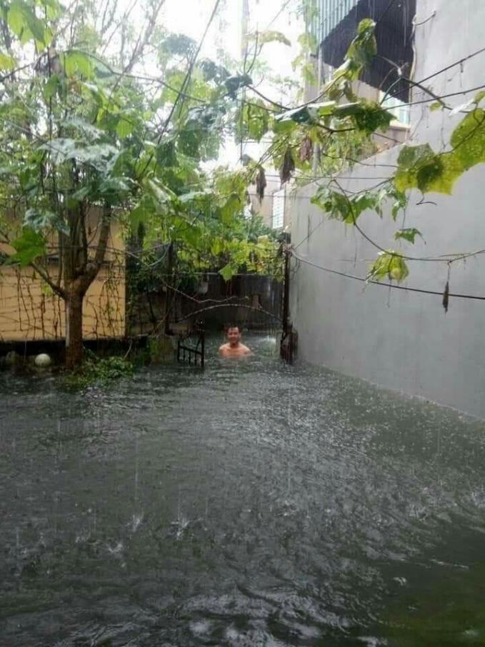   Đài khí tượng Thủy văn Bắc Trung Bộ cho biết, do ảnh hưởng của không khí lạnh kết hợp với nhiễu động trong đới gió Đông trên cao nên ở Bắc Trung Bộ đã có mưa với lượng 359mm (Vinh), Sơn Diệm (Hà Tĩnh) 290mm; Chu Lễ (Hà Tĩnh) 284mm... từ 19h ngày 14 đến 1h 16/10.  