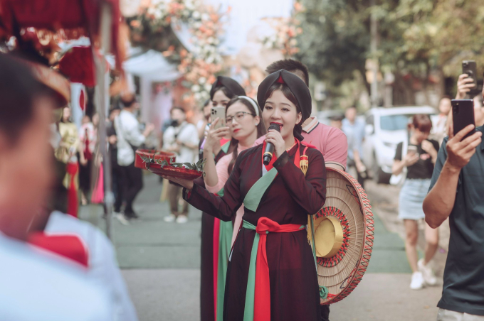 Hát quan họ trong đám hỏi