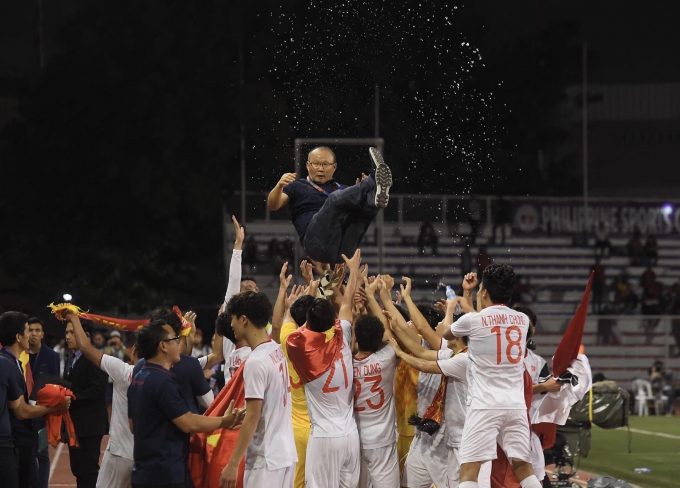 Gia đình VĐV giành huy chương tại SEA Games 30 được miễn phí một năm dịch vụ viễn thông, truyền hình