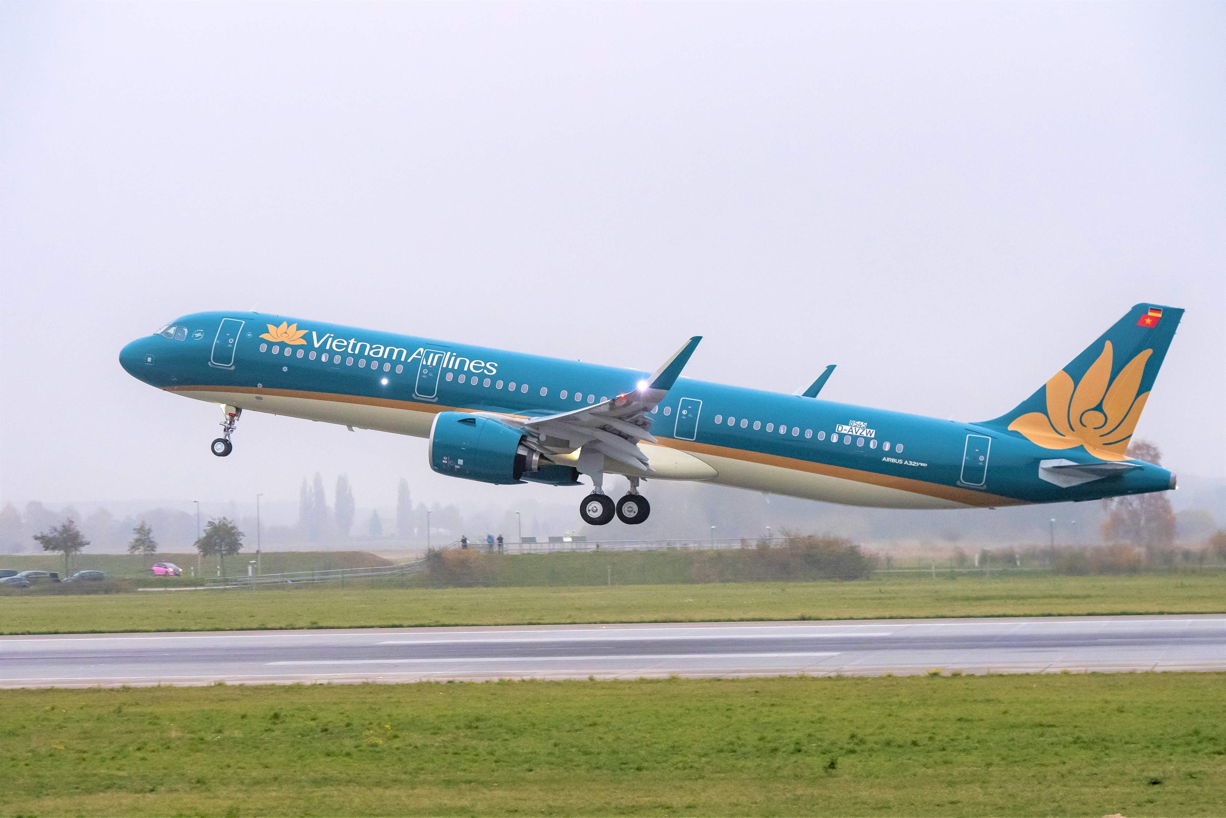 Vietnam Airlines tăng chuyến bay Hà Nội - Tuy Hòa và Đà Nẵng - Đà Lạt