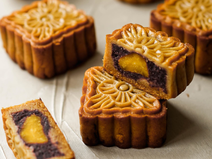 k_photo_series_09-2021-mooncakes_4_red_bean_mooncakes_5_9780785238997_1-1508.jpg