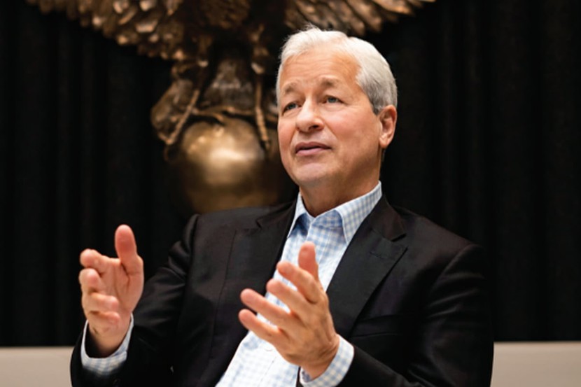 CEO JPMorgan Chase Jamie Dimon: Cuộc chiến ở Ukraina là mối quan tâm kinh tế hàng đầu - Ảnh 1.